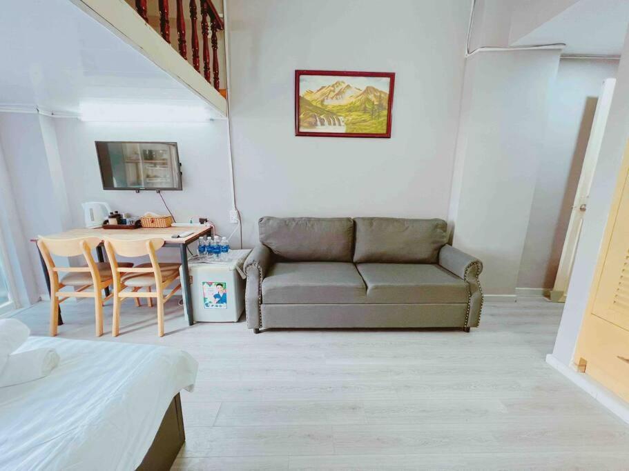 Apartment Saigonese Lifestyle - Near Ben Thanh Market