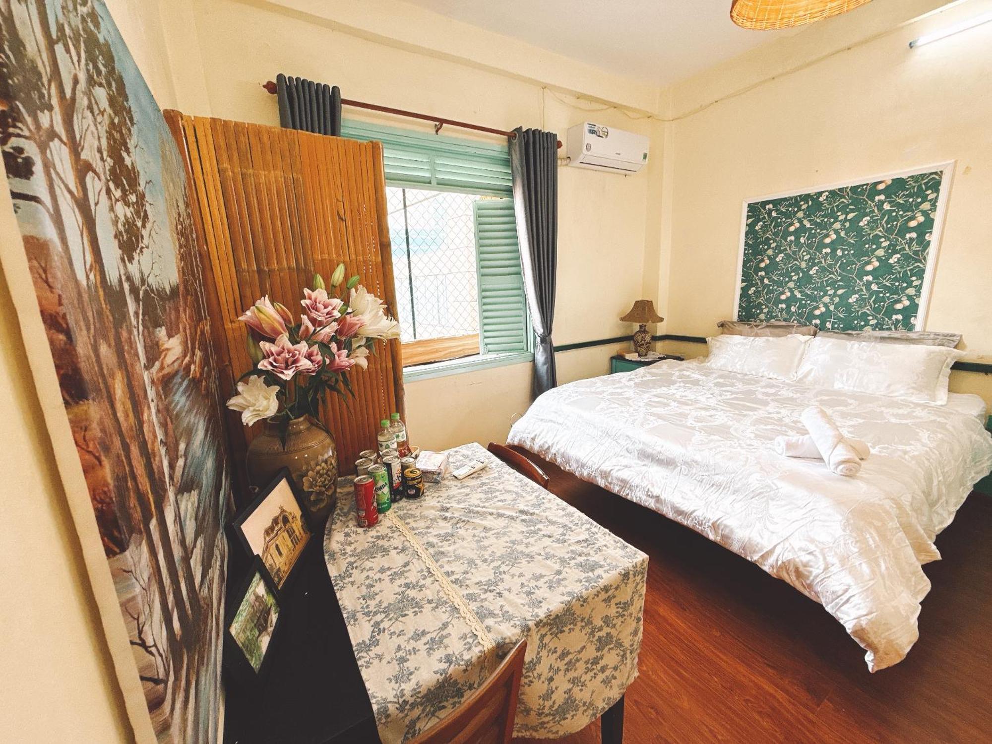 Saigonese Lifestyle - Near Ben Thanh Market Apartment